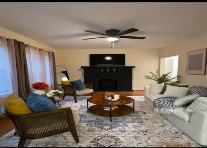 Апартаменты The Reset Space A Minimalist 1br Oasis